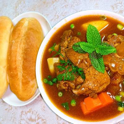 Bánh mì bò kho